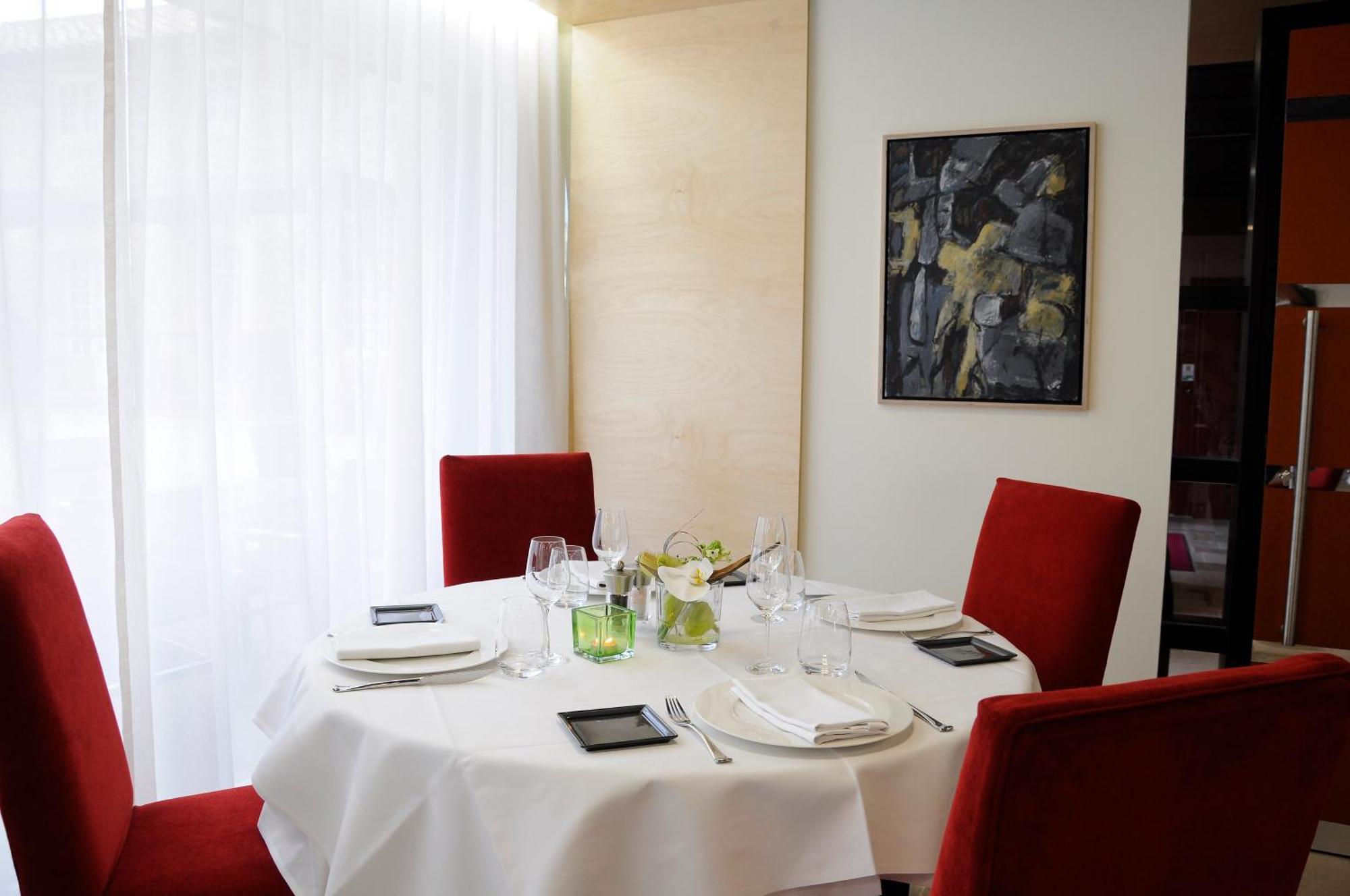 Hotel-Restaurant Le Chateau De Besseuil, Macon Nord - Teritoria Clesse  Luaran gambar