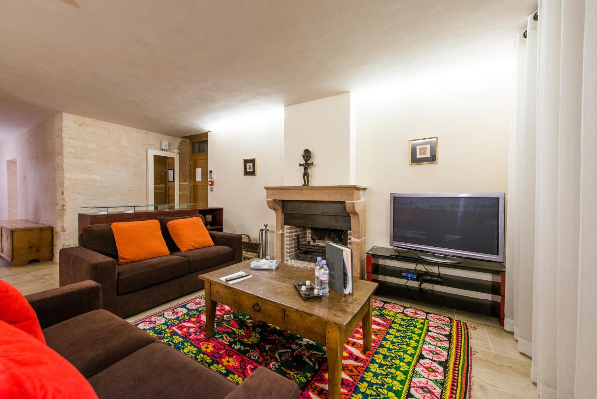 Hotel-Restaurant Le Chateau De Besseuil, Macon Nord - Teritoria Clesse  Luaran gambar
